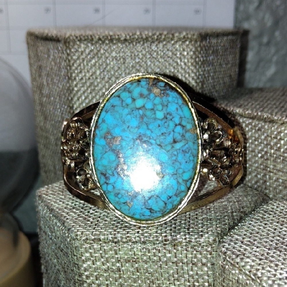 Turquoise and Gold Women's Bracelet